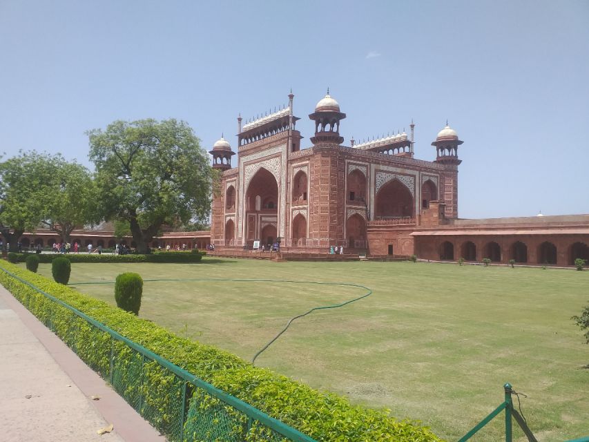 All Inclusive Agra Tour From Delhi By Express Train - Inclusions