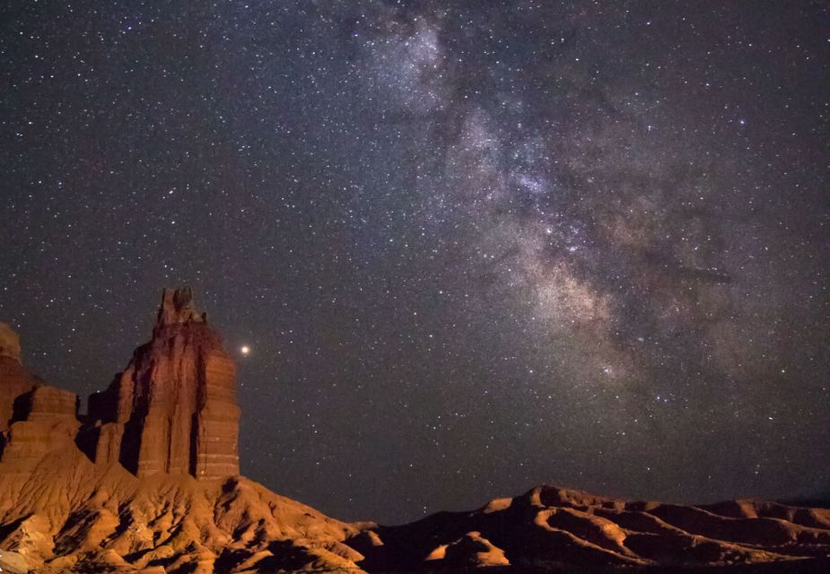 Capitol Reef National Park: Milky Way Portraits & Stargazing - Stargazing Experience Description