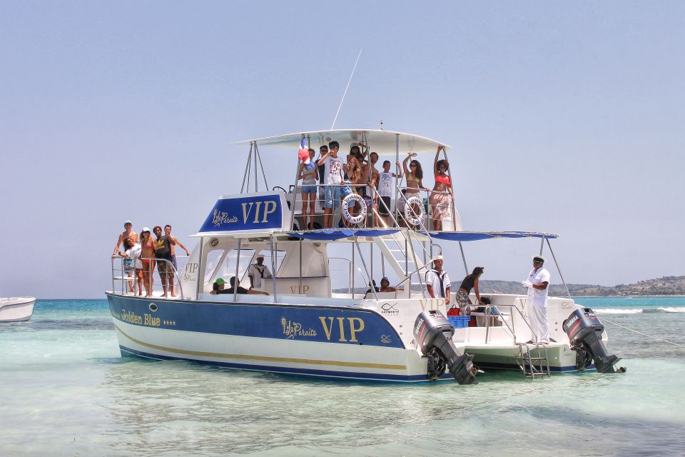 Cayo Arena: VIP Experience in Luxury Catamaran - Inclusions