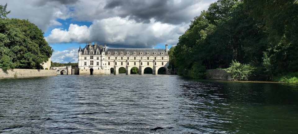Chambord and Chenonceau Day Trip With Licensed Guide - Itinerary Overview