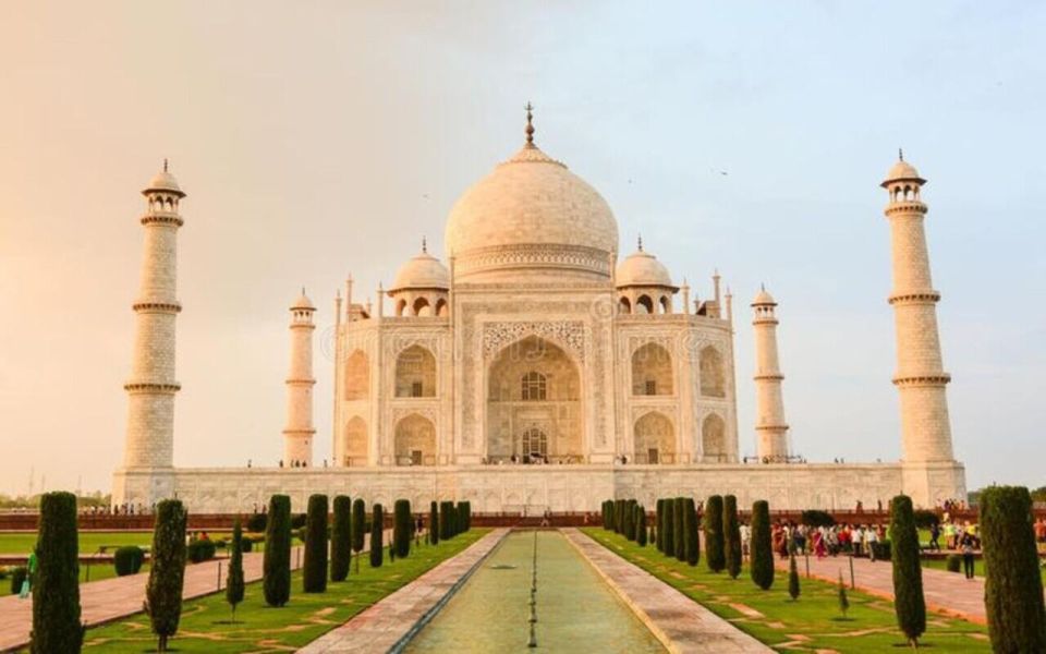 From Delhi/jaipur:- Sameday Taj Mahal & Agra Tour by Car - Highlights