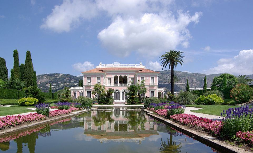 From Nice: 1-Day Tour Côte Dazur Extraordinary Houses - Villefranche-sur-Mer