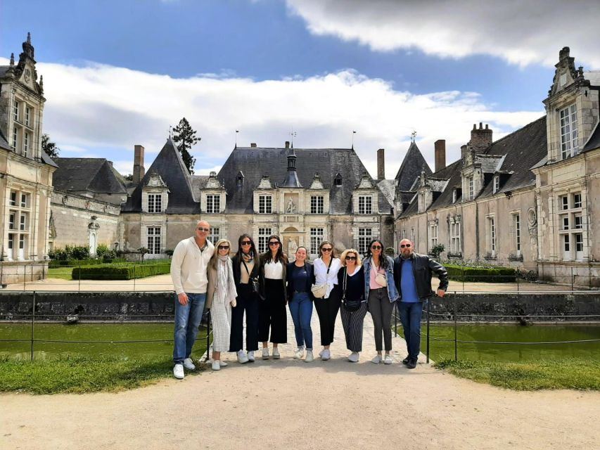 From Tours: Chambord, Chenonceau & Lunch at Family Chateau - Tour Experience