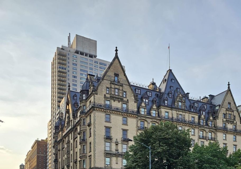 Guided Deluxe Pedicab Tour in Central Park - Tour Languages