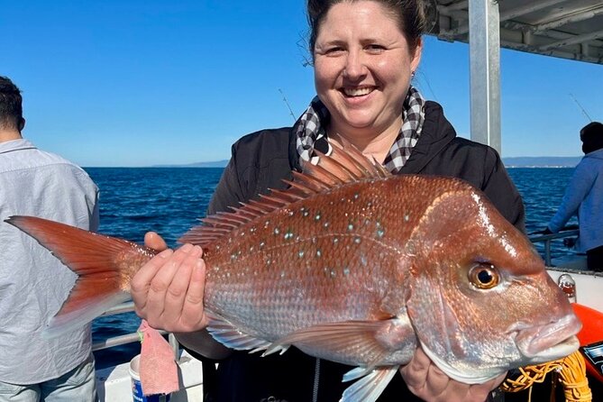 Half-Day Deep Sea Fishing in Wollongong - Refreshments and Amenities