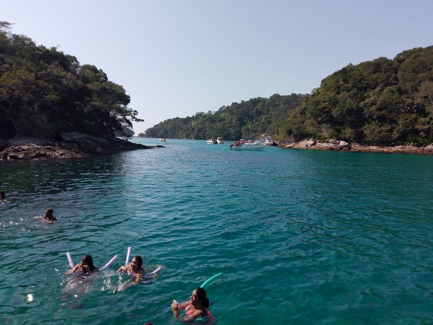 Ilha Grande - Angra Dos Reis: Beautiful Nature Place - Included Meals