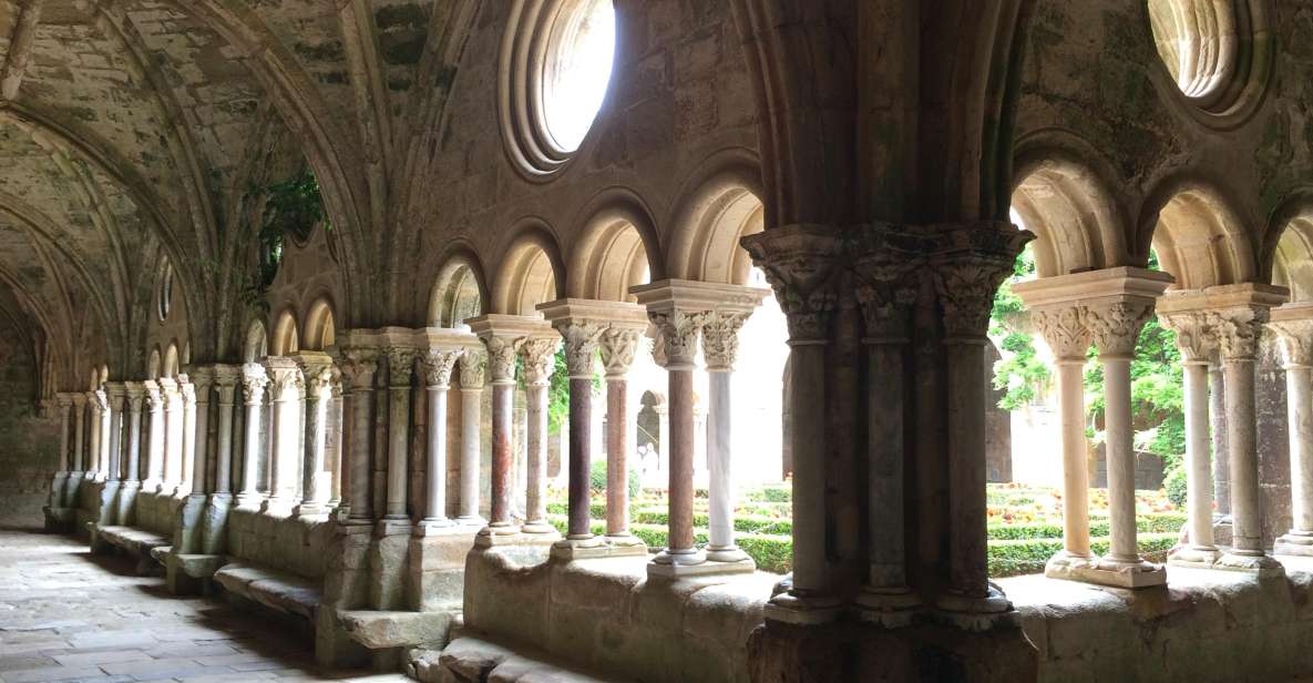 Lagrasse Village & Fontfroide Abbey, Cathar Country. - Meeting Point