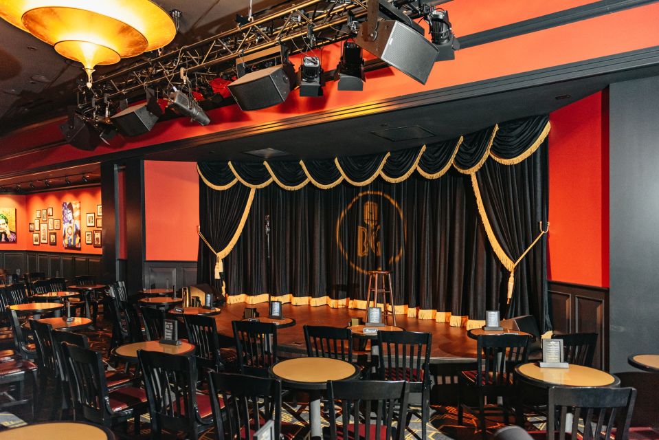 Las Vegas Strip: Brad Garrett's Comedy Club at MGM Grand - Reviews