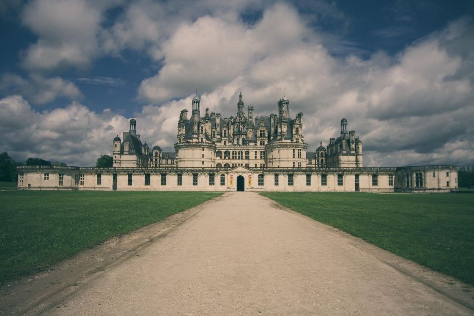 Loire Valley Castles: VIP Private Tour From Paris 3 Castles - Sum Up