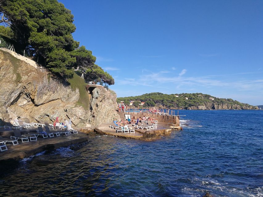 Marseille: Day Boat Ride in the Calanques With Wine Tasting - Duration and Group Size