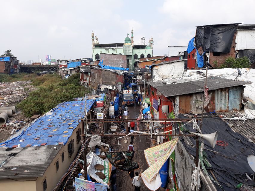 Mumbai: Dharavi Slum Walking Tour With Local Slum Dweller - Meeting Point and Important Information