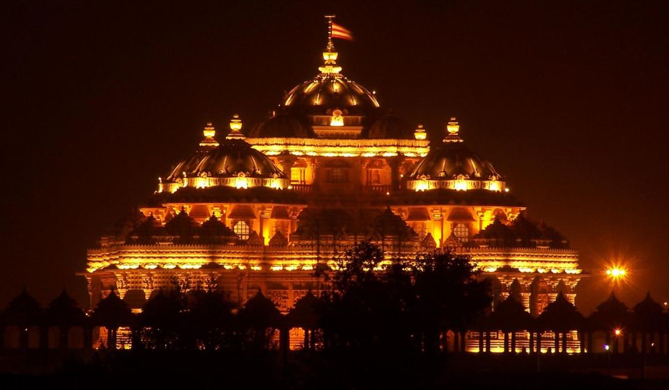 New Delhi: Akshardham Exhibition, Light and Water Show Tour - Common questions