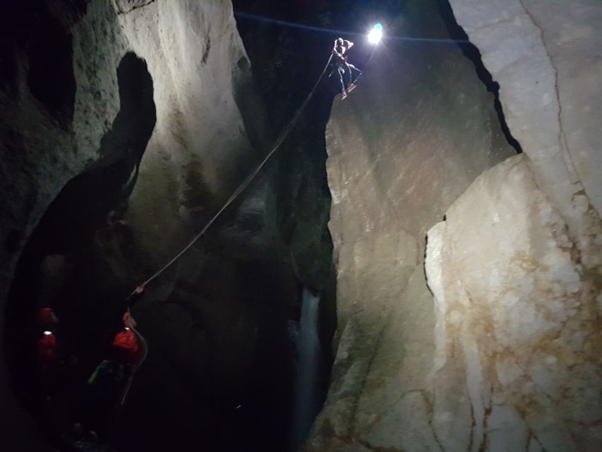 Night Canyon Tour - Meeting Point & Directions