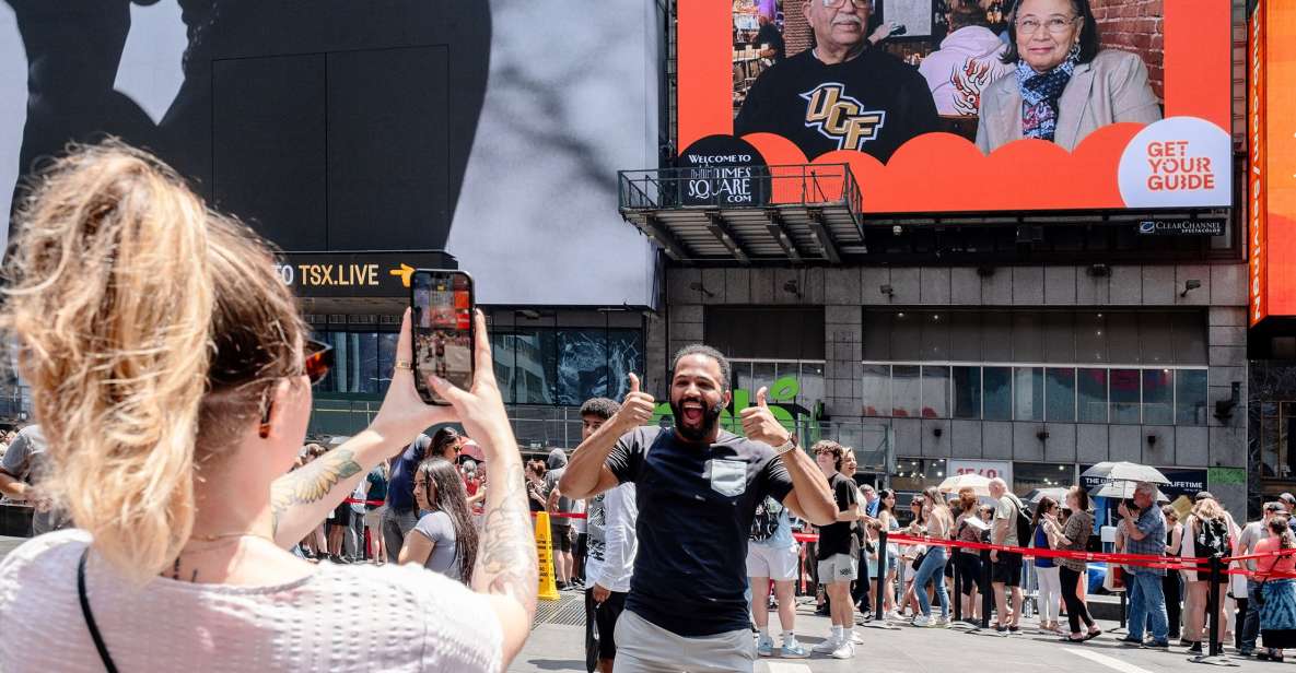NYC: See Yourself on a Times Square Billboard for 24 Hours - Meeting Point
