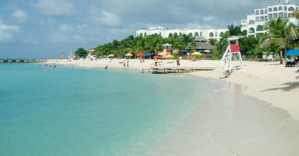 Ocho Rios: Dunns River Falls and Bamboo Blu Beach Club - Sum Up