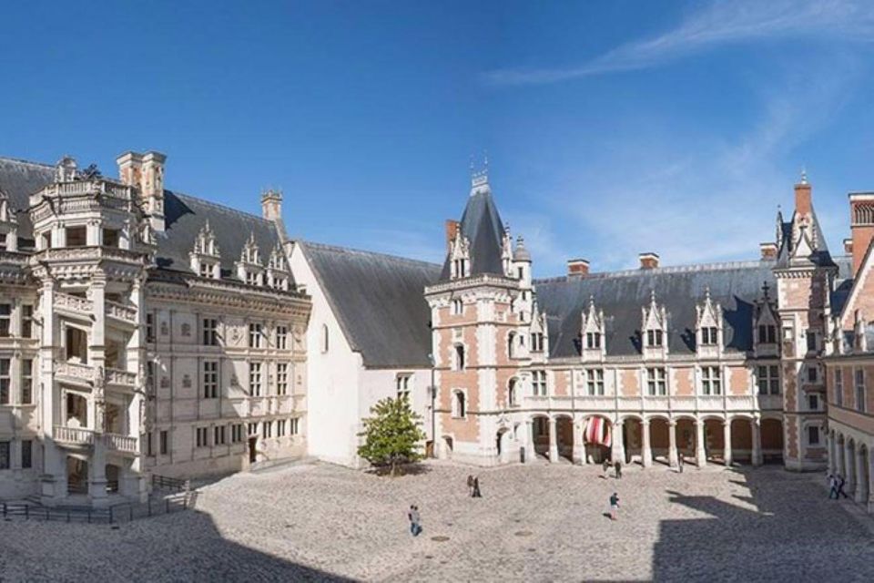 Paris: Loire Castles Excursion: Chambord and Blois - Booking Information