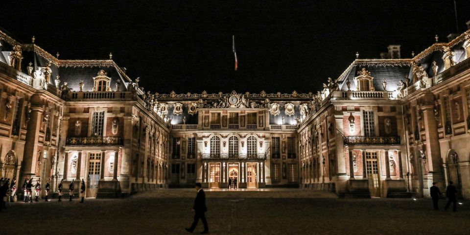 Paris: Transfer to Palace of Versailles - Description