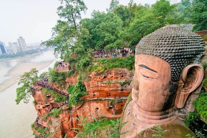 Private Leshan Giant Buddha and Local Food Tasting Trip - Key Points