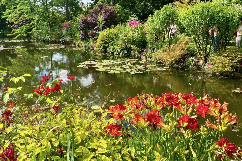 Private Trip Giverny Versailles Trianon Lunch From Paris - Inclusions and Exclusions