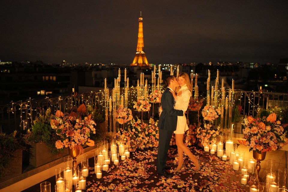 Romantic Proposal on an Eiffel View Palace Terrace - Detailed Description of the Terrace Setting