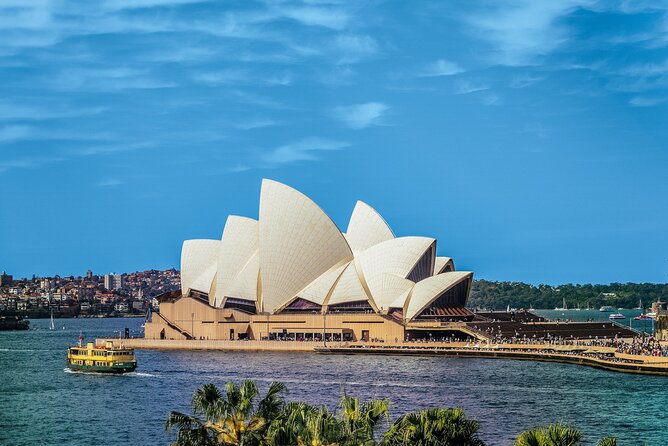 Romantic Twilight Stroll Through Sydney'S Historic Heart - Capturing Moments With the Sunset