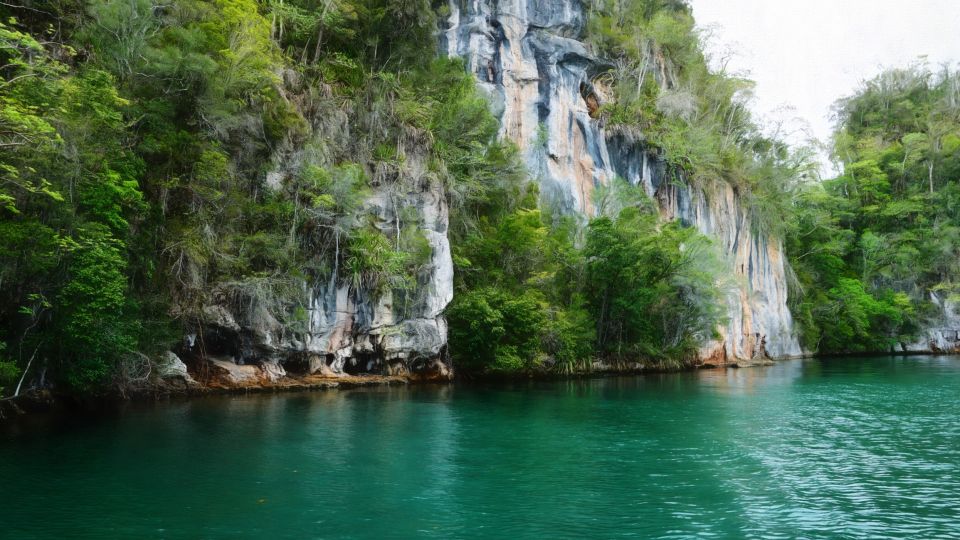 Santo Domingo: Los Haitises National Park Day Trip - Location Details