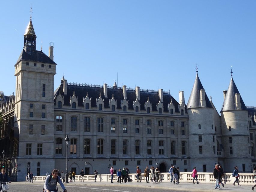 Ste Chapelle & Conciergerie Private Guided Tour With Tickets - Itinerary