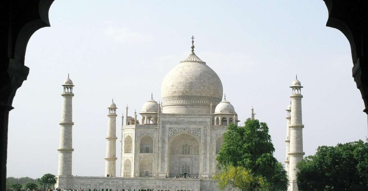 Taj Same Day by Local Flights From Mumbai - Practical Information