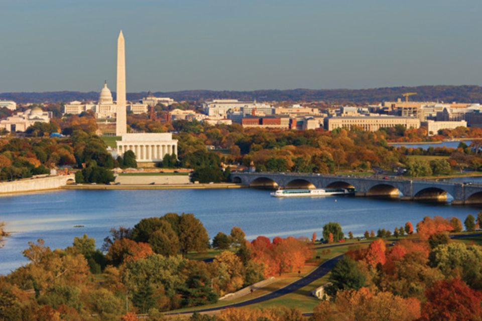 Washington DC: Thanksgiving Gourmet Dinner River Cruise - Additional Information