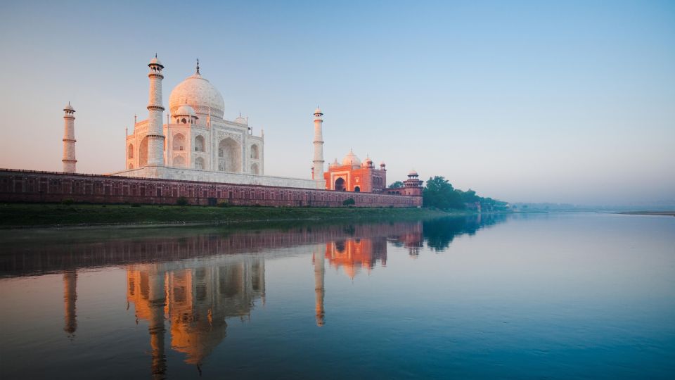 Agra Sightseeing Taj Mahal Sunrise With 5 Star Hotel Lunch - Sum Up