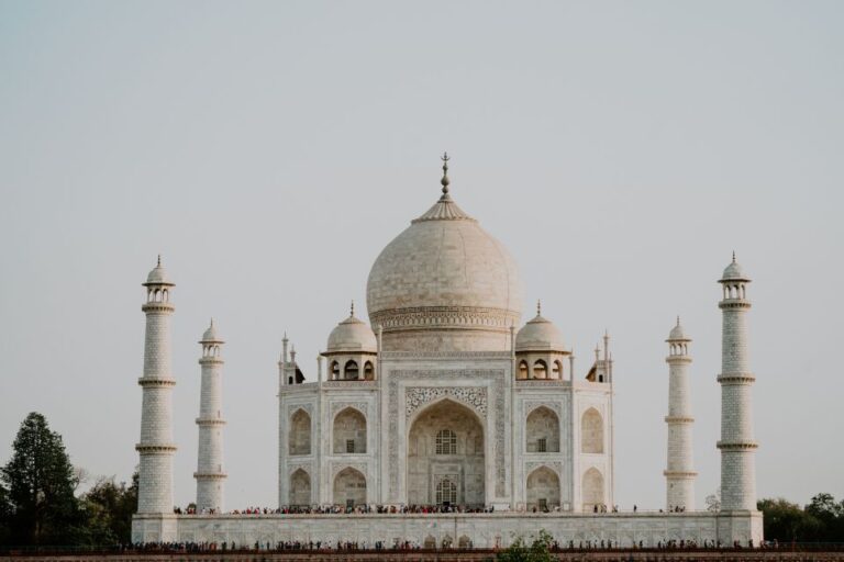 Agra: Taj Mahal With Mausoleum Skip-The-Line Tickets & Guide