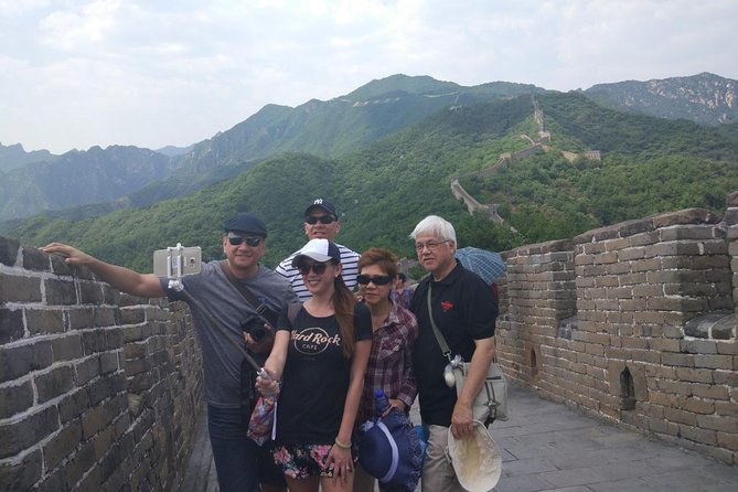 All Inclusive Private Day Tour to Mutianyu Great Wall and Summer Palace