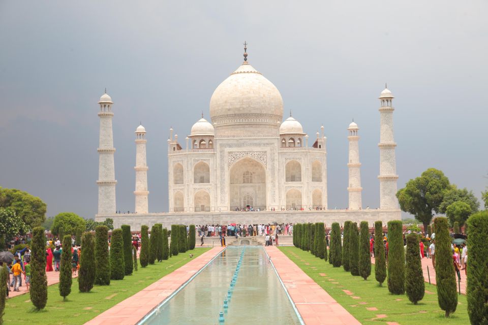 From Banglore: Private Agra Overnight Tour With Flight - Sum Up