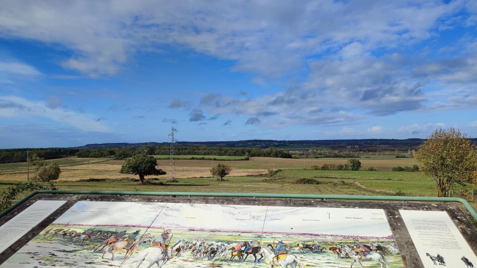 Guided Tour of the Battlefield of 732 + Poitierss Center - Highlights