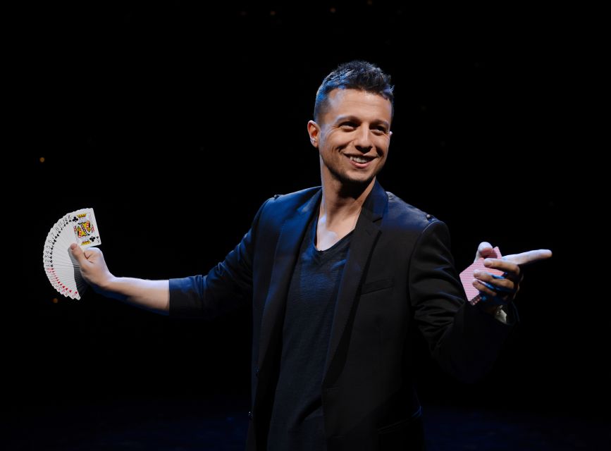 Las Vegas: Mat Franco Magic Reinvented Nightly Show Ticket - Mat Francos Magic Tricks