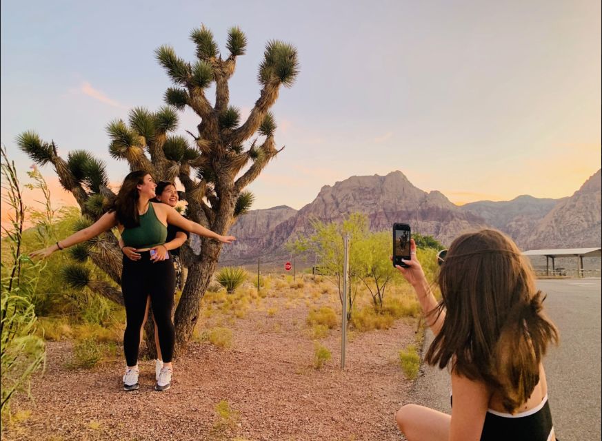Las Vegas: Sunset Hike and Photography Tour Near Red Rock - Sum Up