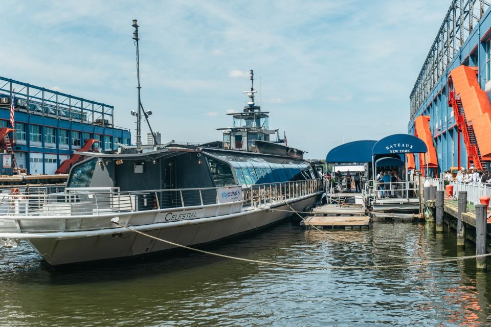 NYC: Luxury Brunch, Lunch or Dinner Harbor Cruise - Dress Code Guidelines