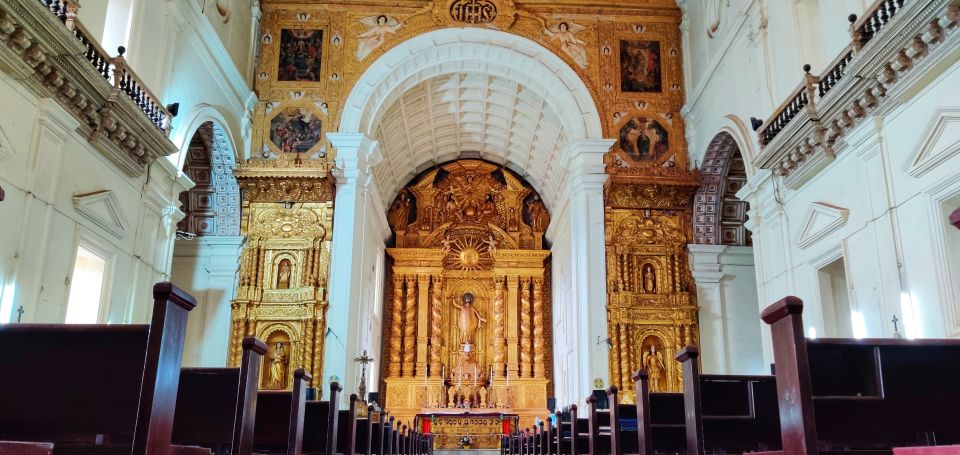 Old Goa: Walking Tour of Heritage Churches - Tour Experience