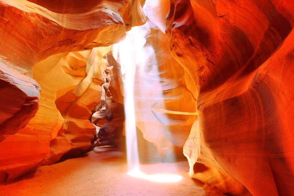 Page: Upper Antelope Canyon Entry Ticket and Luxury Van Tour - Reviews, Pricing, and Feedback