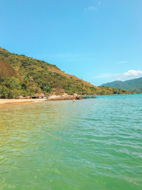 Paraty: Saco Do Mamanguá Speedboat Tour - Host and Language Information