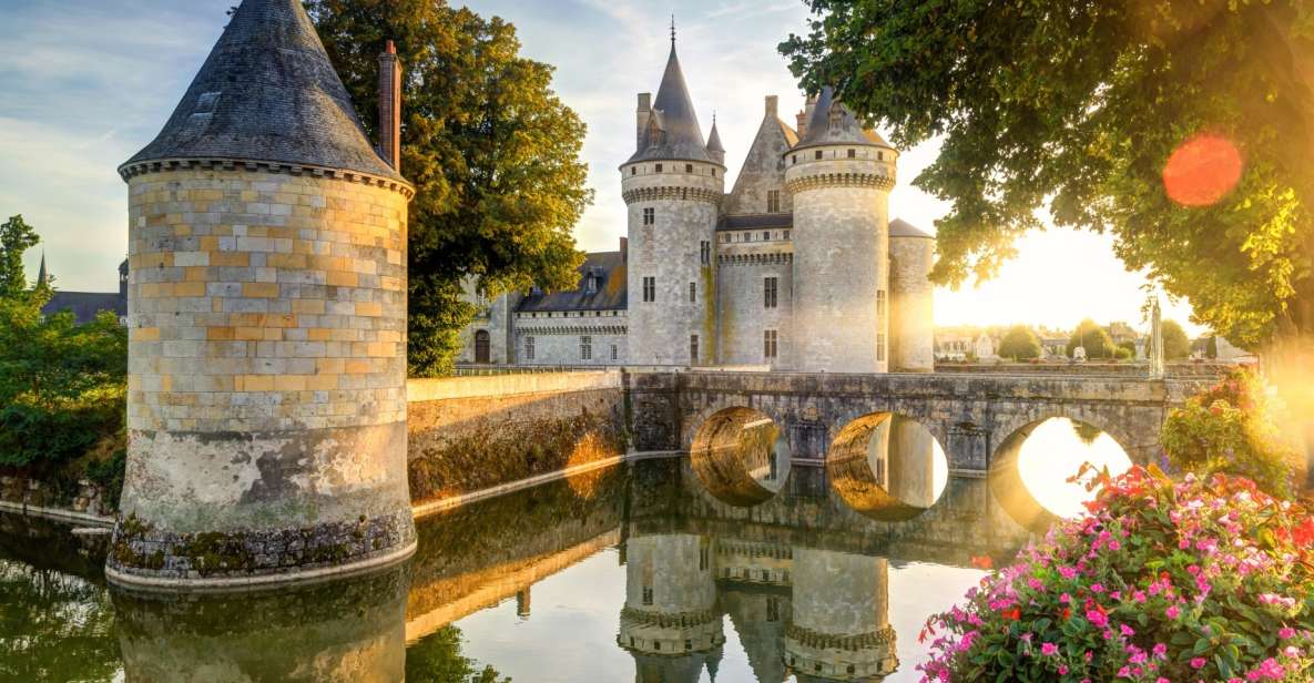 Paris: Château De Chambord and Chenonceau Private Day Trip - Itinerary
