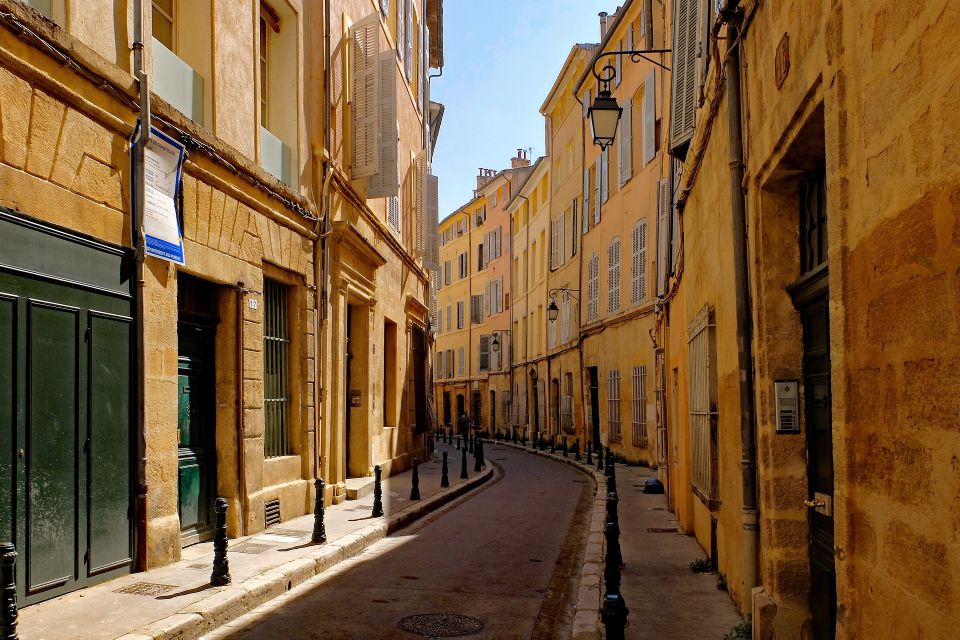 Private Guided Walking Tour of Aix En Provence and Marseille - Reservations and Cancellation