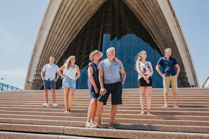 Private Tour: Personal Travel Photographer Tour in Sydney - Communication and Language Details