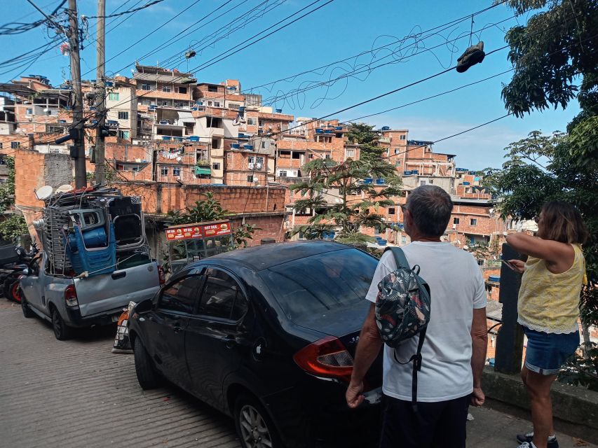 Rio De Janeiro: Favela Tour in Copacabana With Local Guide! - Common questions