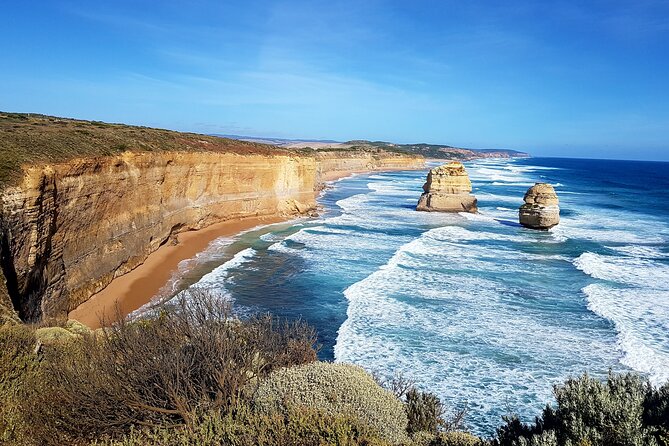Small Group Luxe Bus Great Ocean Road Coastal Spectacular Tour - Common questions