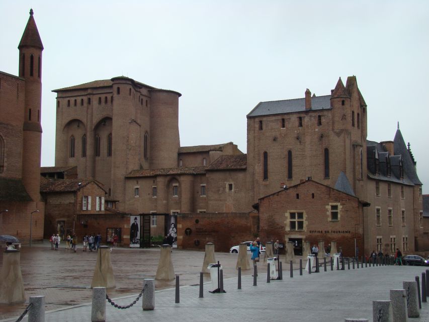 Toulouse to Carcassonne & Albi: Private Sightseeing Tour - Inclusions and Information