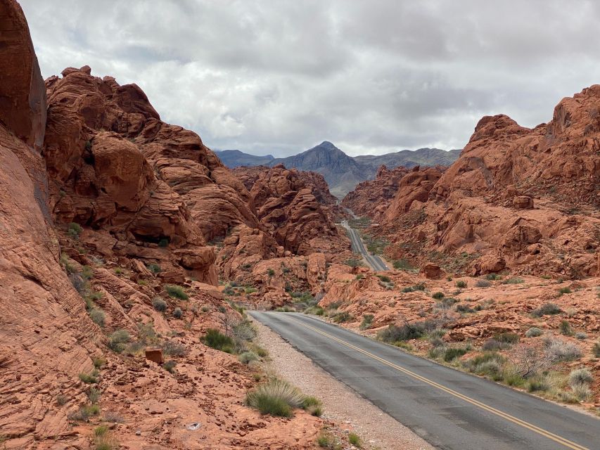 Vegas: Valley of Fire, Seven Magic Mountains, Las Vegas Sign - Common questions