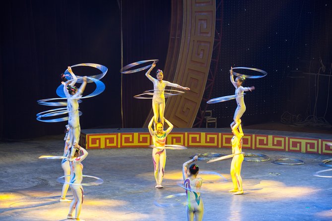 Zhujiajiao Private Day Tour and Shanghai Acrobatic Show - Engaging Traveler Photos and Visuals