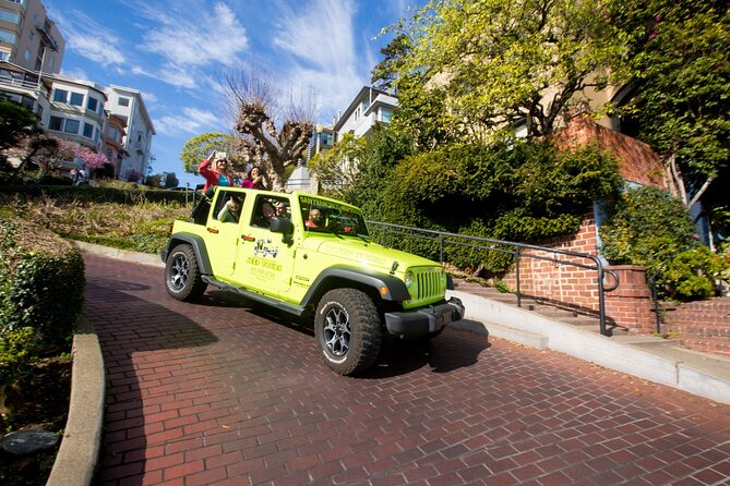2 or 3 Hour Private Group San Francisco City Tour Open-air Jeep - Common questions