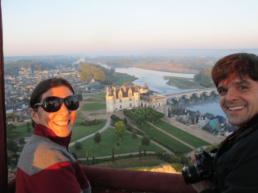 Amboise Hot-Air Balloon VIP for 6 Over the Loire Valley - Common questions
